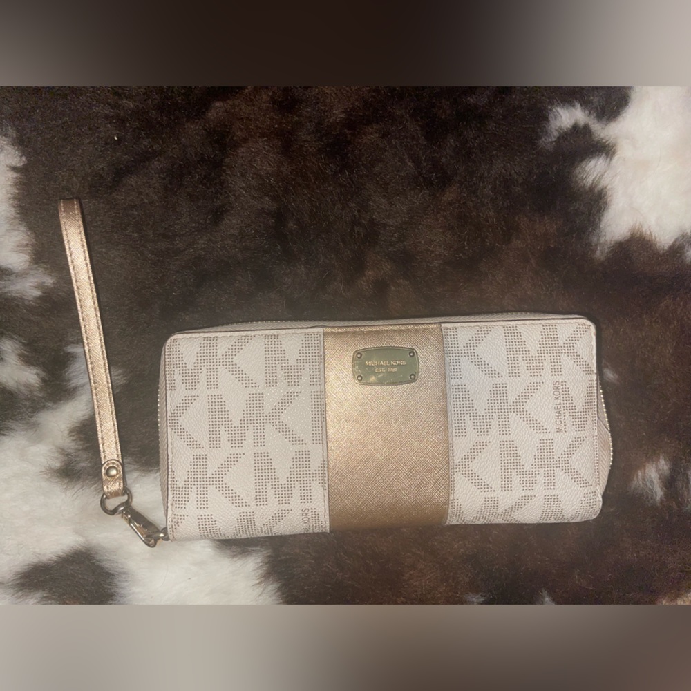 White/Gold MK wallet with wristlet! Offers available!